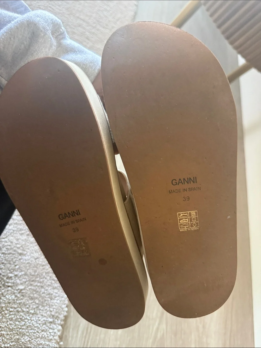 Ganni beige canvas